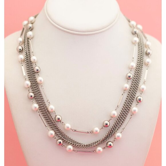 Vintage Mesmerizing Silver Multistrand Necklace 19 inch Made From Japan - P16 - Picture 2 of 3